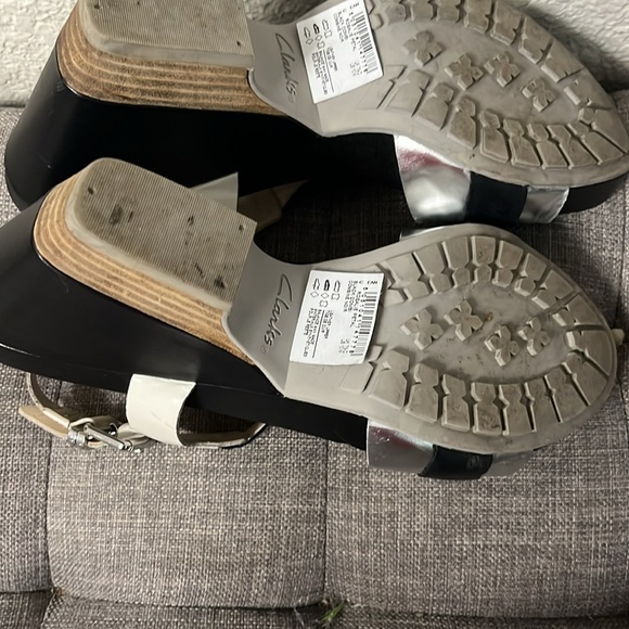 Clark’s heels - Picture 4 of 4